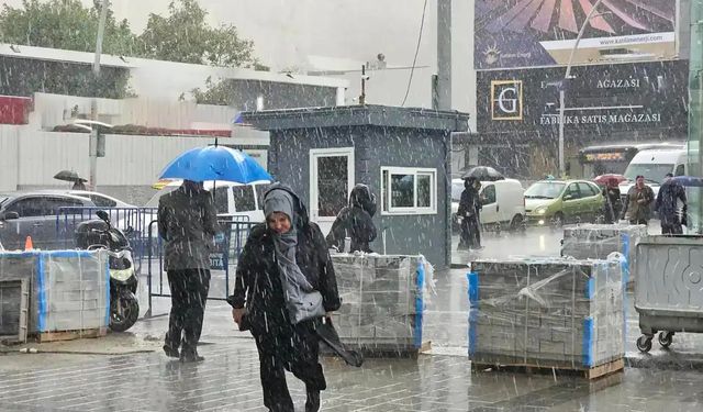 Meteoroloji'den uyarı: Kuzey ve doğuda yağış, iç kesimlerde sis bekleniyor
