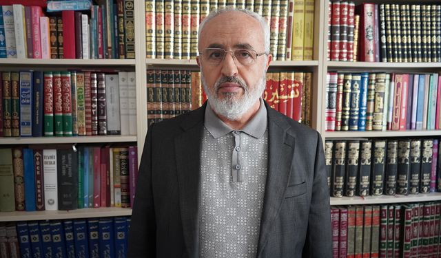 Prof. Dr. Akpınar: Gençlik tertemiz bir sayfadır; günahlarla kirletilirse üzerine güçlü bir gelecek kurulamaz