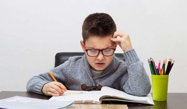 Sosyal medya kullanımı çocuklarda dikkat dağınıklığını artırıyor: DEHB belirtilerini tetikleyebilir