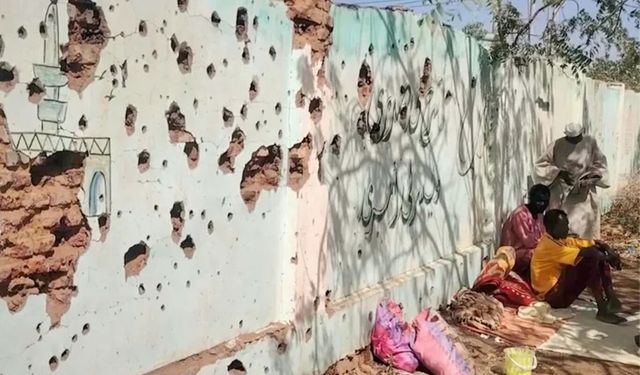 Sudan'da iç savaş: Sistematik şiddet, savaş suçları ve toplu mezarlar