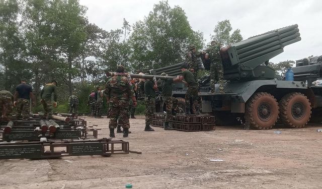 Tayland-Kamboçya sınır çatışmalarında 21 ölü