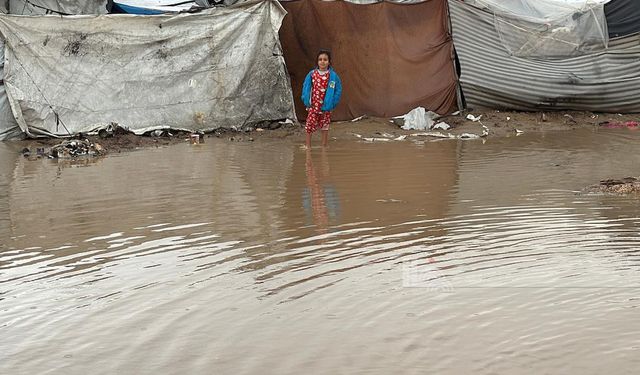 UNICEF'ten Gazze uyarısı: Çocukları salgın tehlikesi bekliyor