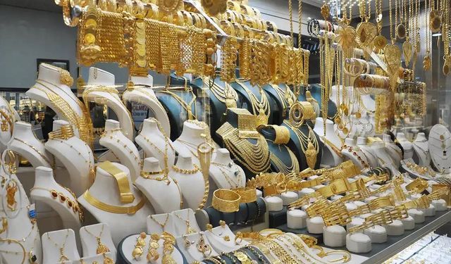 Altın tüm zamanların rekorunu kırdı