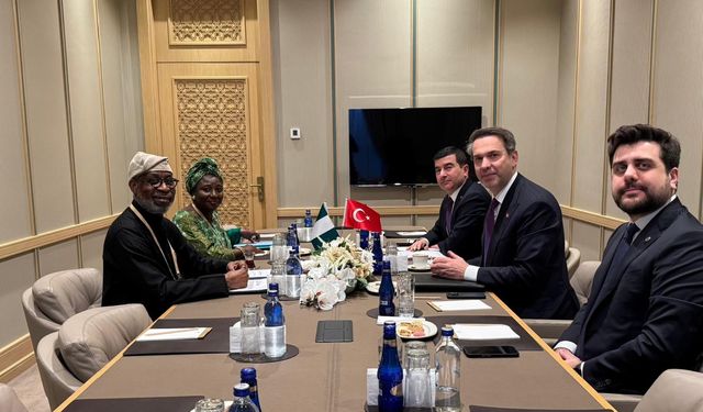 Bakan Bayraktar Nijerya Katı Mineraller Geliştirme Bakanı ile görüştü