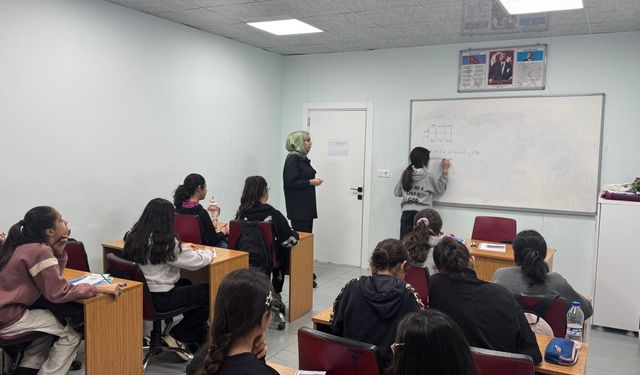 Batman'da ADEM'den öğrencilere ücretsiz matematik desteği