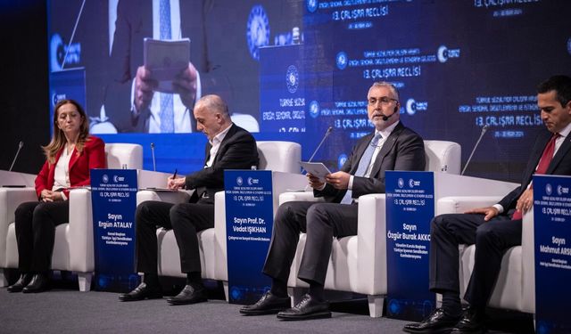 Çalışma Meclisi "Çalışma Hayatında Dijital Dönüşüm" gündemiyle toplanacak