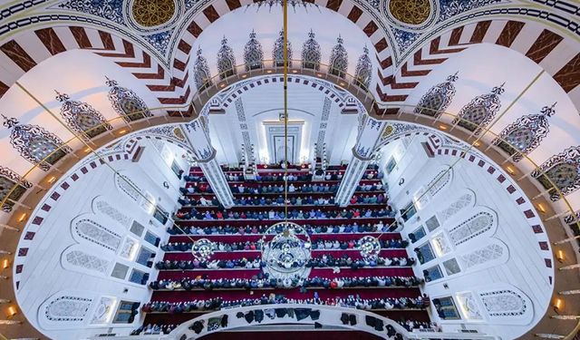 Cuma hutbesinde tövbe ve umut vurgusu