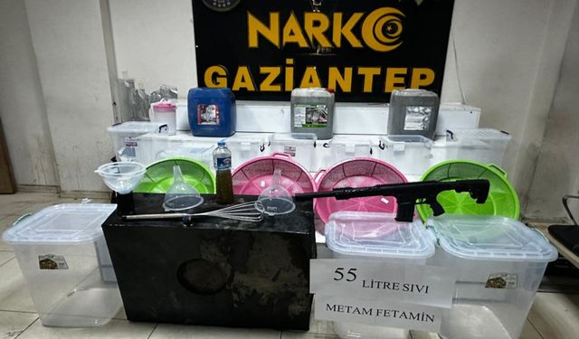 Gaziantep'te 55 litre sıvı metamfetamin ele geçirildi: 3 tutuklama