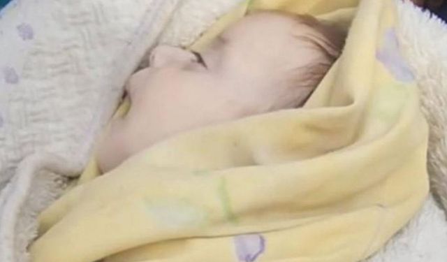 Gazze'de 7 aylık bebek donarak hayatını kaybetti