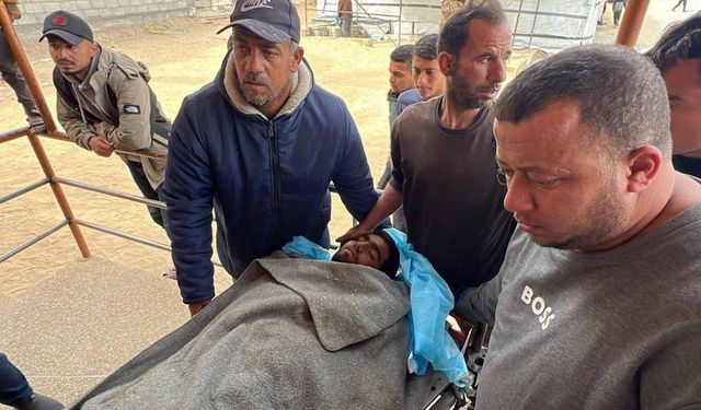 Han Yunus'ta işgal saldırısında 2 kişi şehit oldu