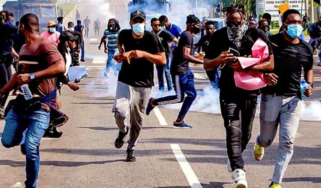 Nijerya’da protestolara polis müdahale etti: 3 ölü, 17 yaralı