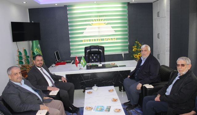 Saadet Partisi’nden HÜDA PAR Mersin İl Başkanlığı’na hayırlı olsun ziyareti