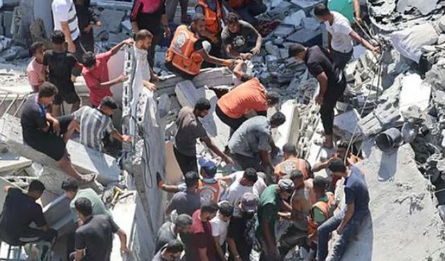 Siyonist işgalciler Gazze'de sivilleri hedef aldı: 2 şehit, çok sayıda yaralı