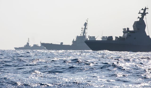 Trump yığınağı artırıyor, Tahran dayatmaları reddediyor: Savaş kapıda mı?