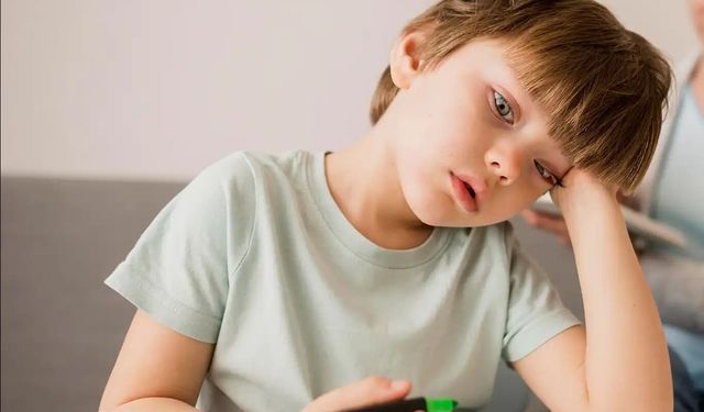 Yerinde duramayan çocuk ifadesi DEHB gerçeğini gölgeliyor