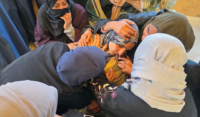 Dünkü siyonist saldırıda 8'i çocuk, biri sağlık görevlisi 24 Filistinli katledildi