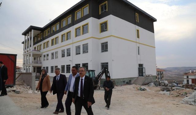 Gaziantep'te deprem sonrası 131 okul hizmete açıldı