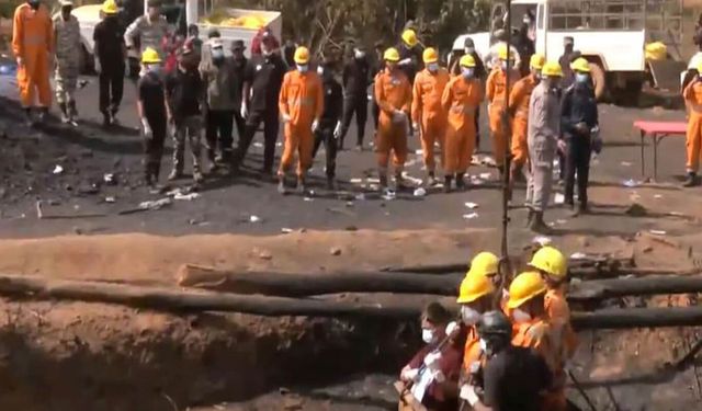 Hindistan’da kömür madeni patlamasında ölü sayısı 27’ye yükseldi