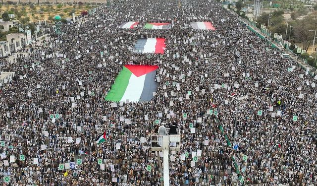 Yemen'de Filistin için milyonluk miting