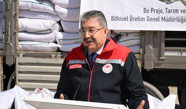 Eskişehir’de 90 üreticiye 38 ton nohut tohumu dağıtıldı
