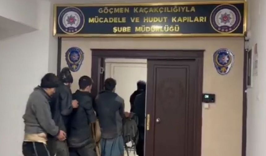Iğdır’da 23 düzensiz göçmen yakalandı