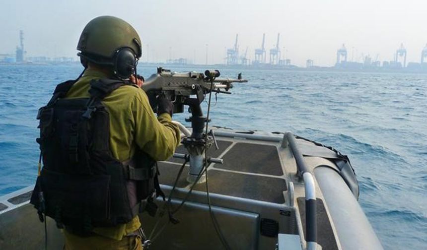 Siyonist rejim ateşkese rağmen Gazze açıklarında 4 balıkçıyı esir aldı