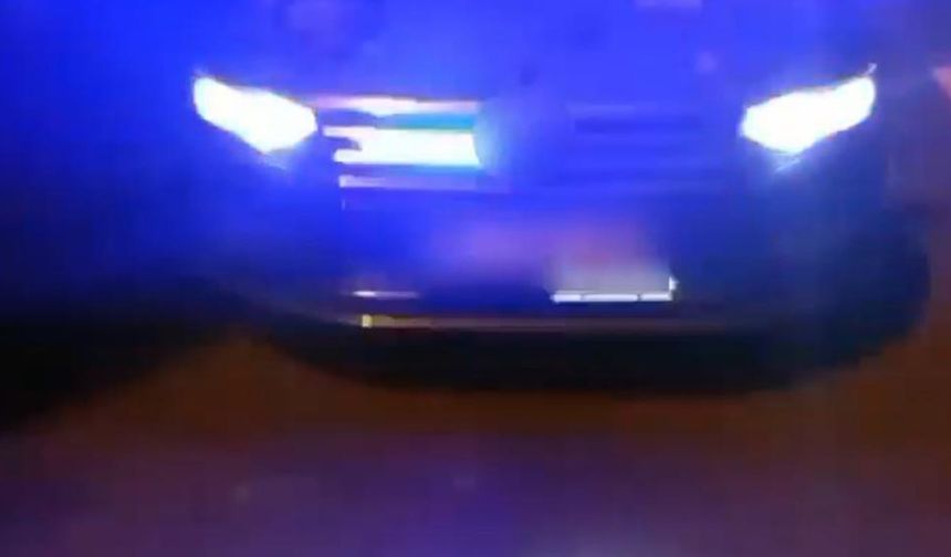 Usulsüz çakar kullanan sürücü trafikten menedildi