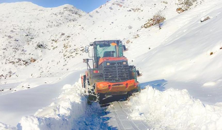 Batman’da kapalı mezra yolları ulaşıma açıldı