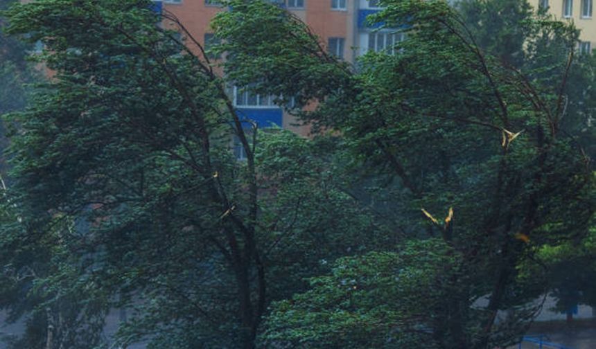 Konya için kuvvetli rüzgar ve fırtına uyarısı