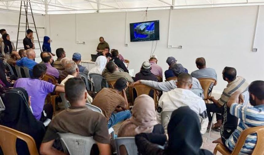 Gazze'de "kimlik tespit salonları" insanlık dramına tanıklık ediyor