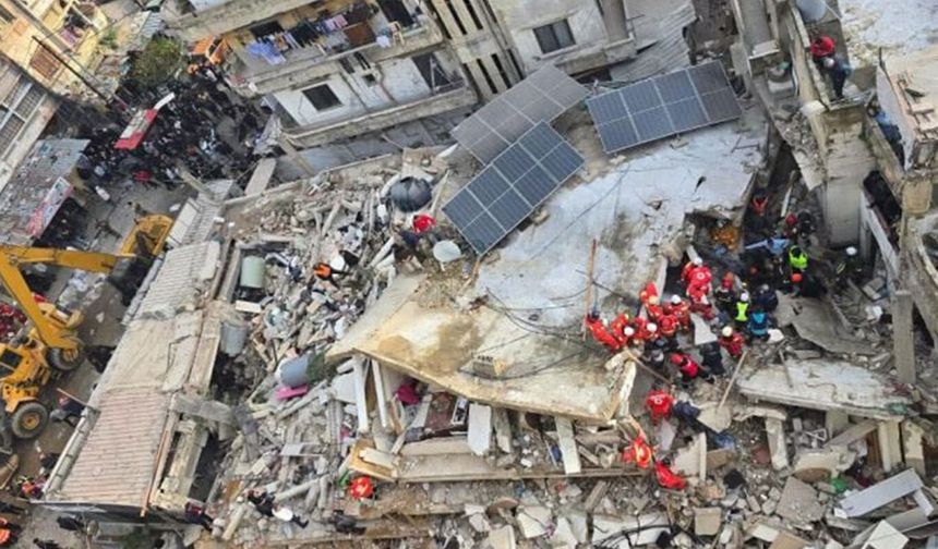 Lübnan'da bir bina çöktü: 6 ölü, 7 yaralı