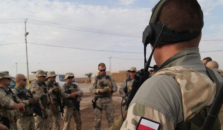 Polonya, Irak’ta görev yapan askerlerini tahliye etti